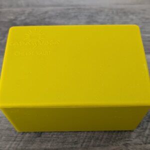 CapaBunga Reusable Artisan Cheese Vault/ Storage Container